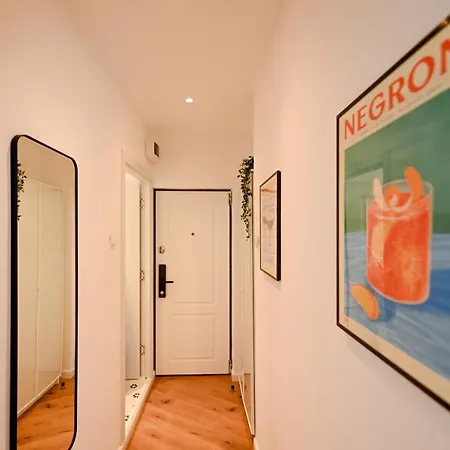 Dream In The Old Town: Bright & Comfy Studio
