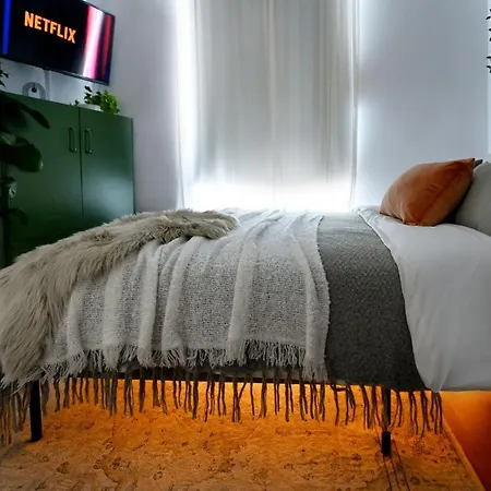 Dream In The Old Town: Bright & Comfy Studio