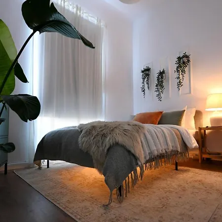 아파트 Dream In The Old Town: Bright & Comfy Studio